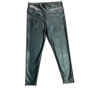 Faux leather black leggings 95%polyester 5% spandex